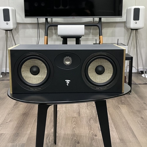 [고객인수품]포칼 아리아 CC900 센터