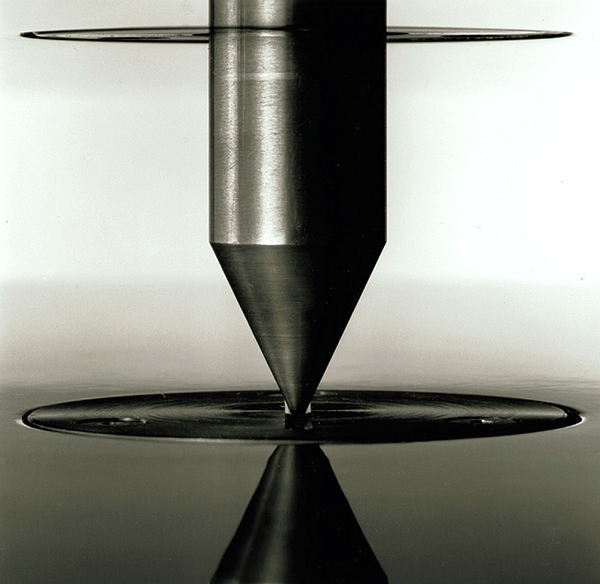Goldmund Rhea 이미지 1
